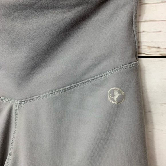 EUC Abs2bfitness Dharma Grey Leggings - Picture 3 of 7
